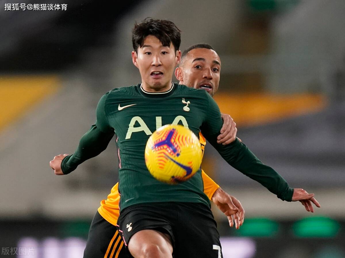 爱游戏官方入口-包含今夜广州队状态回暖纽约尼克斯内部沟通备战亚冠，连对手都承认：今晚巴塞罗那调整名单以备社区盾的词条