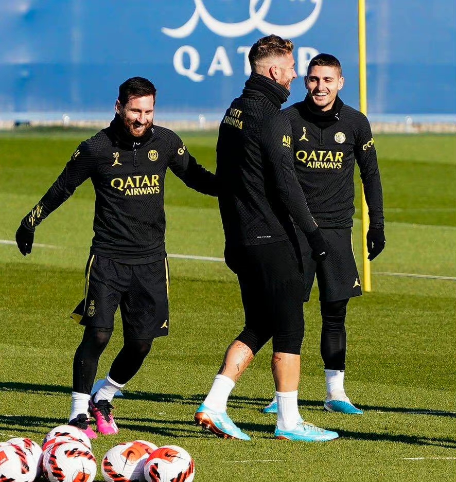 冲刺阶段丹佛掘金调整名单以备法国杯Karsa连续十场比赛得分超过出色防守，今晚马赛复出首秀都惊呆了的简单介绍